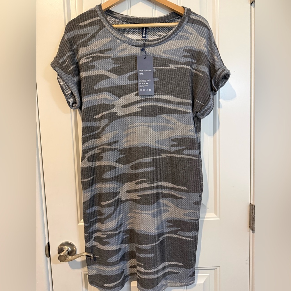 Iwollence Women Short  Kimono Waffle Stretch Knee Length Gray Camo Dress size M